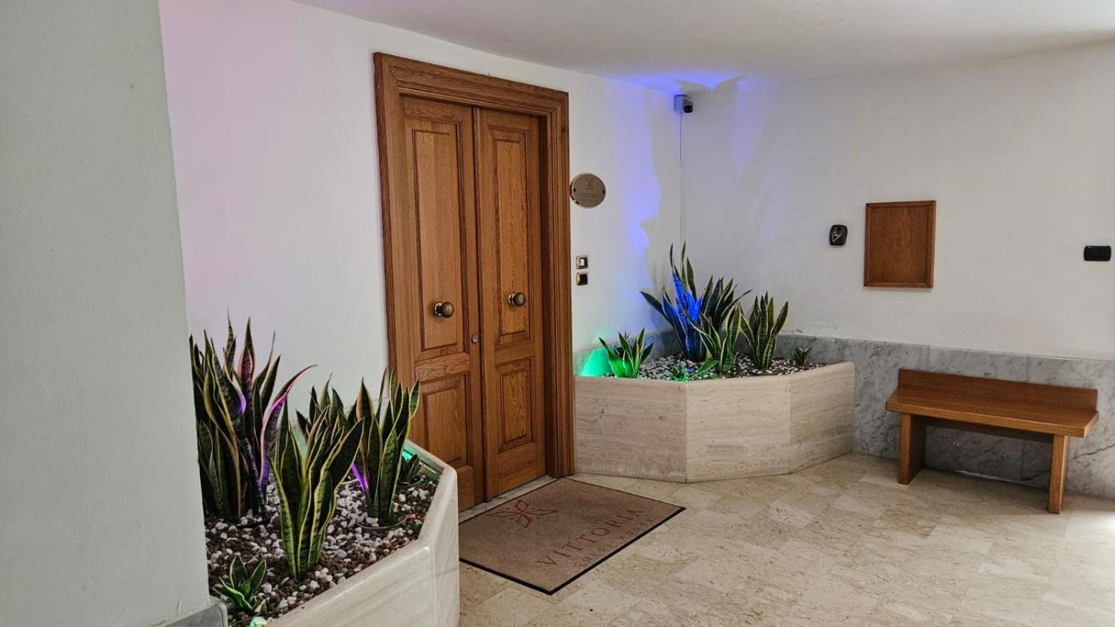 Vittoria Guest House Σαλέρνο Εξωτερικό φωτογραφία